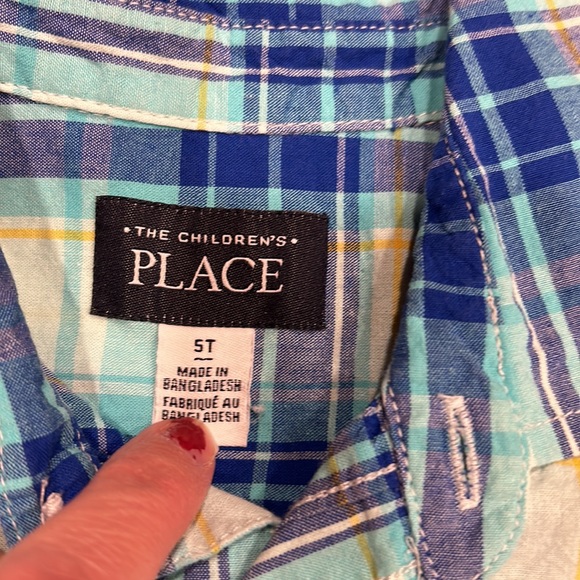 Boys plaid shirts size 5T - Picture 6 of 10